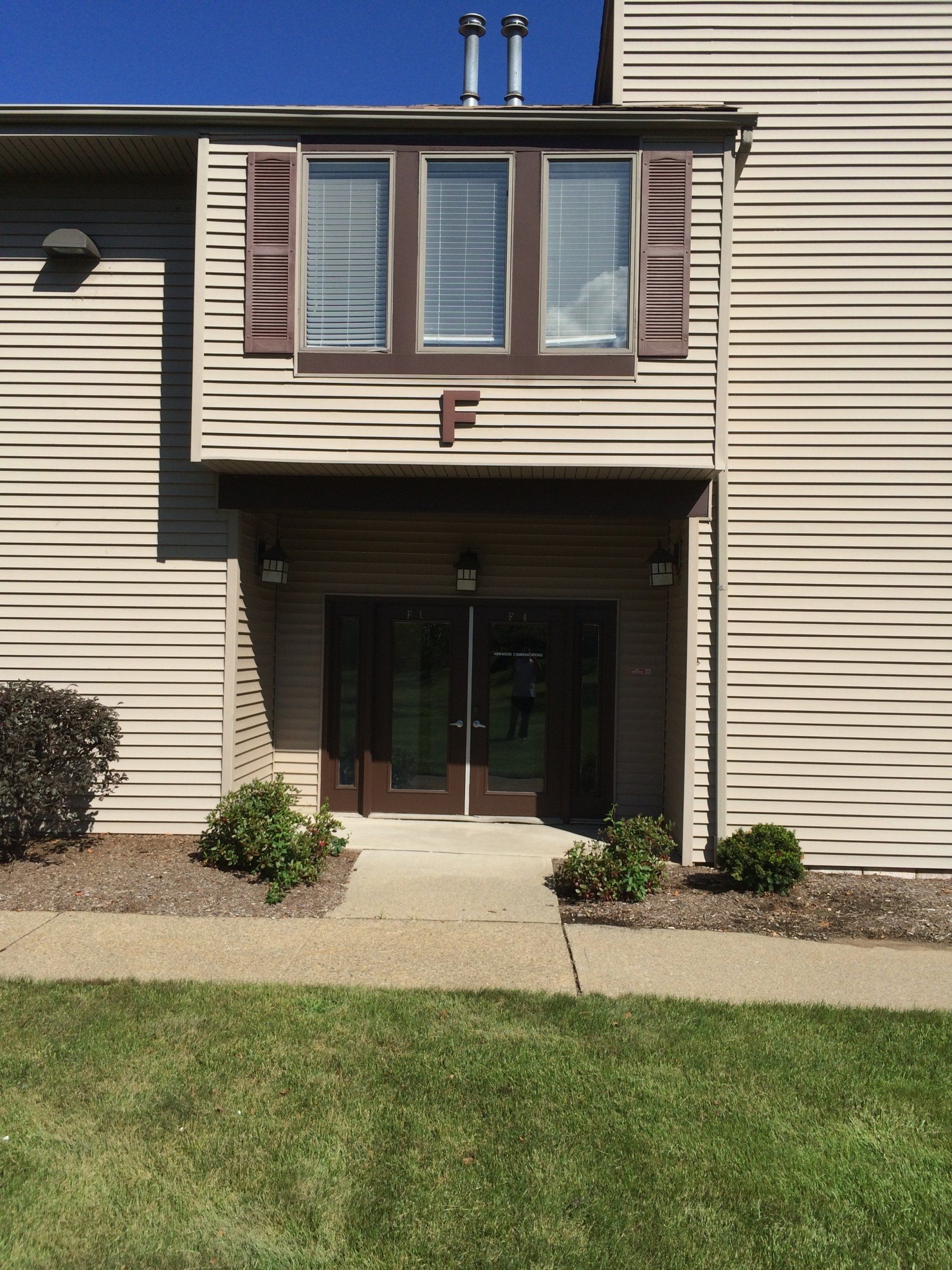 Office Condo Two Way Doors — Clifton, NJ — Evergreen Commercial Real Estate Brokers Inc