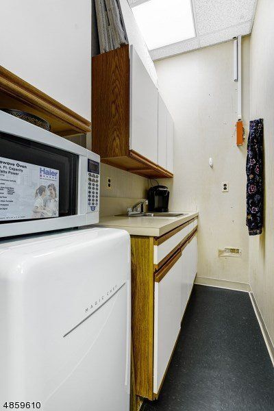 Office Condo Pantry — Clifton, NJ — Evergreen Commercial Real Estate Brokers Inc
