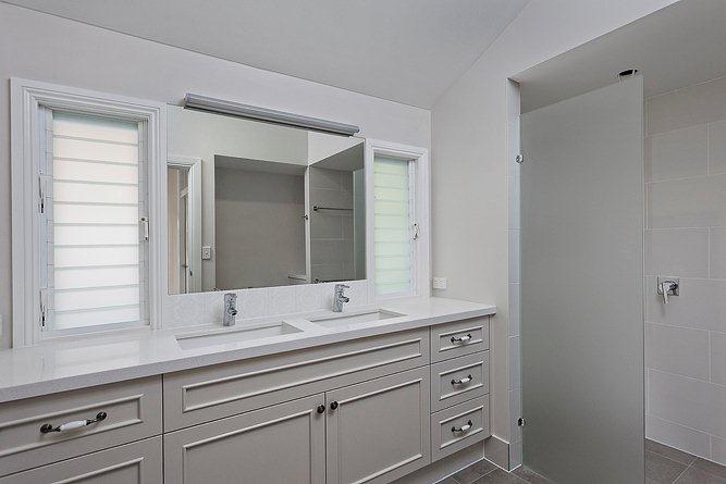 Nolan Suite
