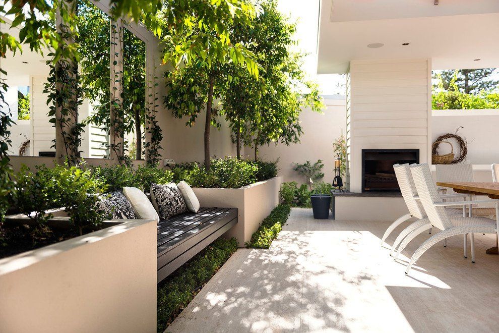Patio with garden