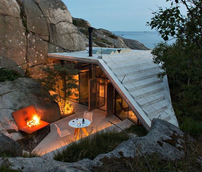 Openness and light create feeling of space