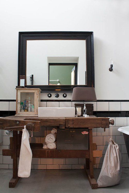Why not combine vintage and contemporary features for a truly unique look? Bathroom combining vintage and contemporary features