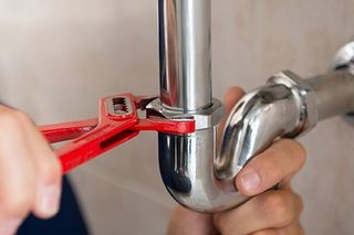 New Castle County — Plumber Repairing Pipes in Hockessin, DE New Castle County — Plumber Repairing Pipes in Hockessin, DE