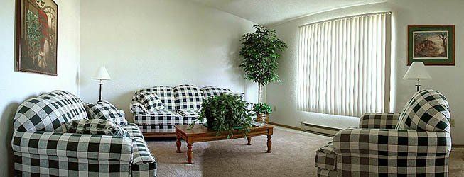 Cedar Wood 902 sq ft Apartment