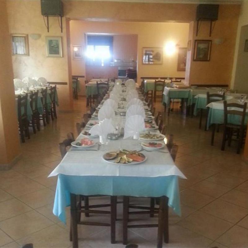 Tavoli in un ristorante