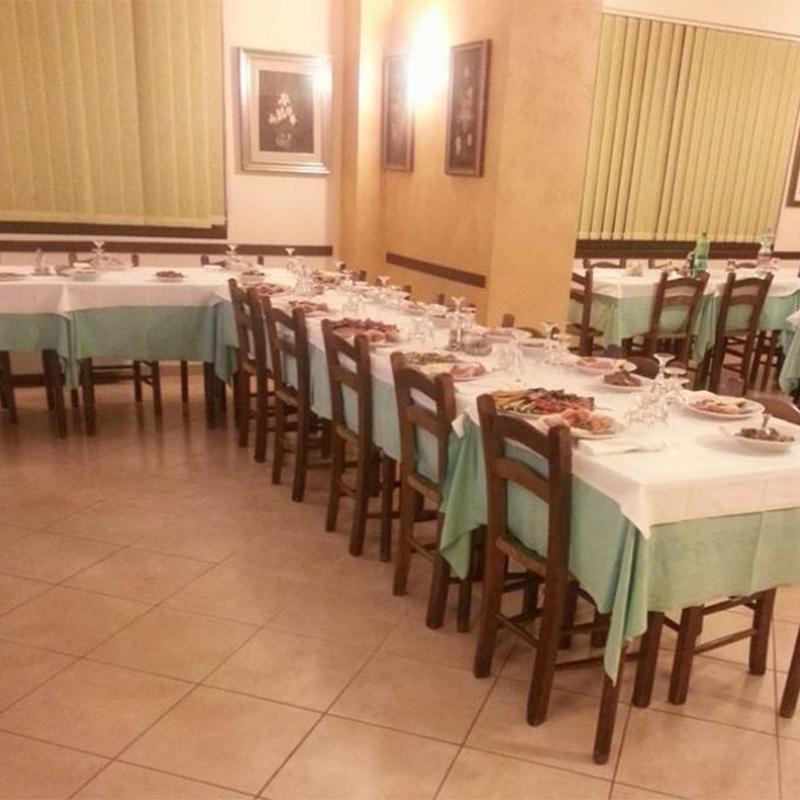 Tavolata in un ristorante
