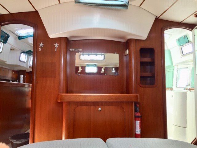 1988 Beneteau Oceanis 390 Sail Boat For Sale - www.lighthouseyachting.com