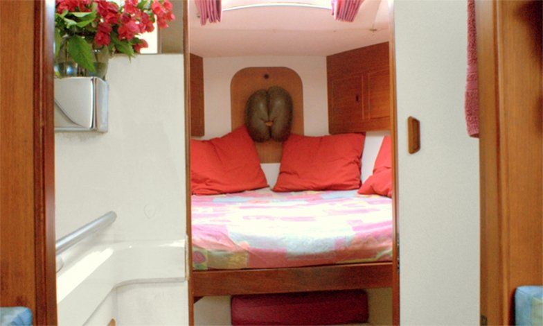 1975 Nicholson 42 Forepeak Cabin