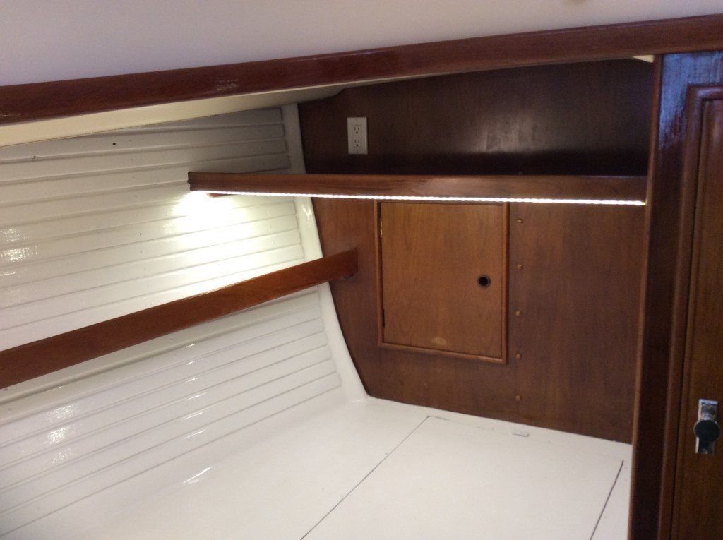 1984 Nonsuch 36 Sail Boat for Sale - www.lighthouseyachting.com