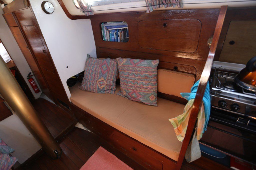 1974 Hustler 35 Sail Boat For Sale - www. lighthouseyachting.com