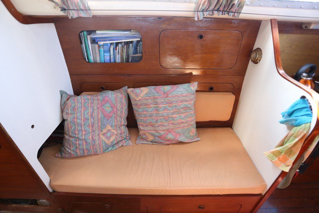 1974 Hustler 35 Sail Boat For Sale - www. lighthouseyachting.com