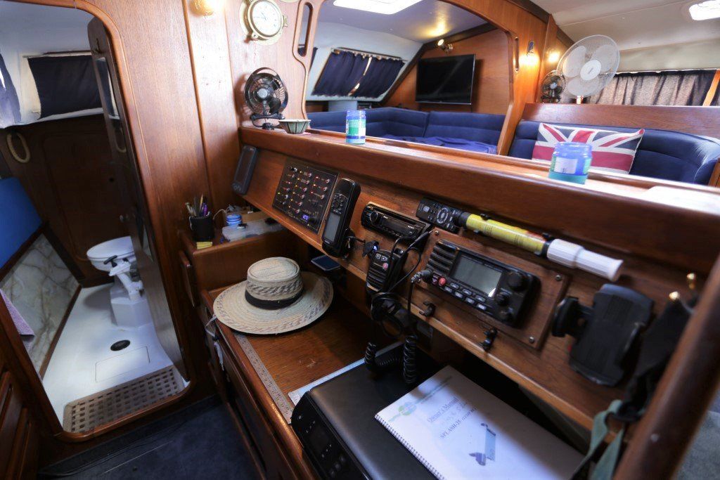 1989 Prout Snowgoose 37 Elite Sailing Boat For Sale - www.lighthouseyachting.com