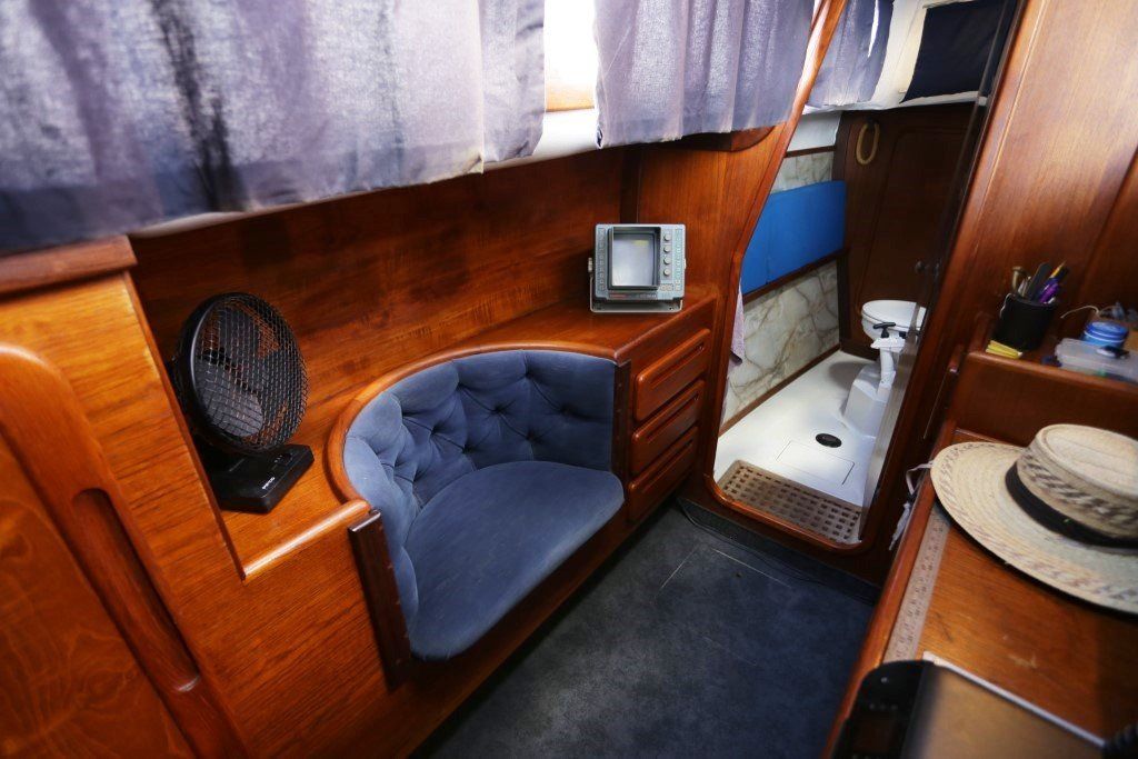 1989 Prout Snowgoose 37 Elite Sailing Boat For Sale - www.lighthouseyachting.com