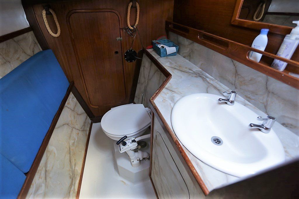 1989 Prout Snowgoose 37 Elite Sailing Boat For Sale - www.lighthouseyachting.com