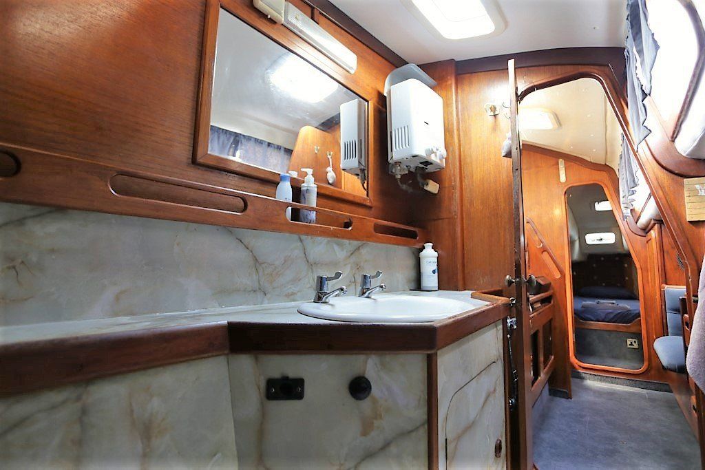 1989 Prout Snowgoose 37 Elite Sailing Boat For Sale - www.lighthouseyachting.com