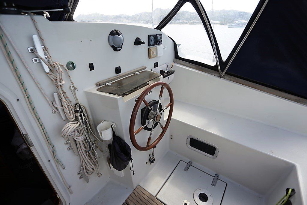 1989 Prout Snowgoose 37 Elite Sailing Boat For Sale - www.lighthouseyachting.com