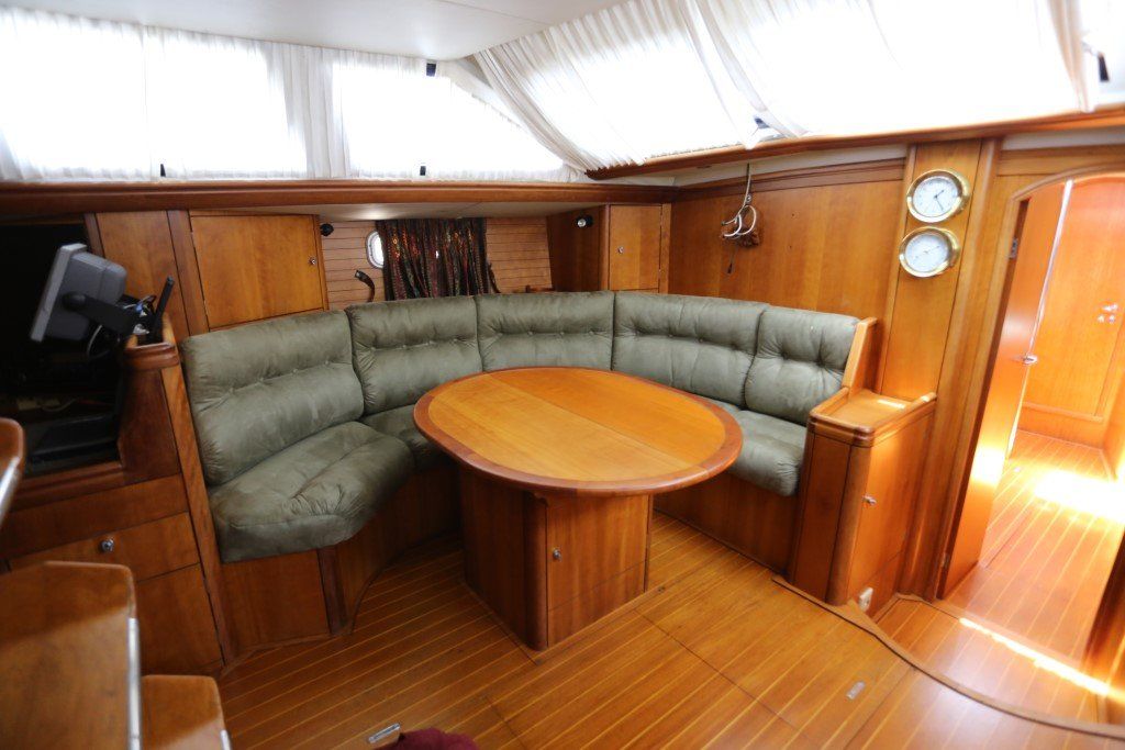 1996 Oyster 485 Deck Saloon Sail Boat For Sale - www.lighthouseyachting.com
