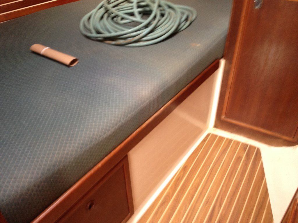 1984 Nonsuch 36 Sail Boat for Sale - www.lighthouseyachting.com