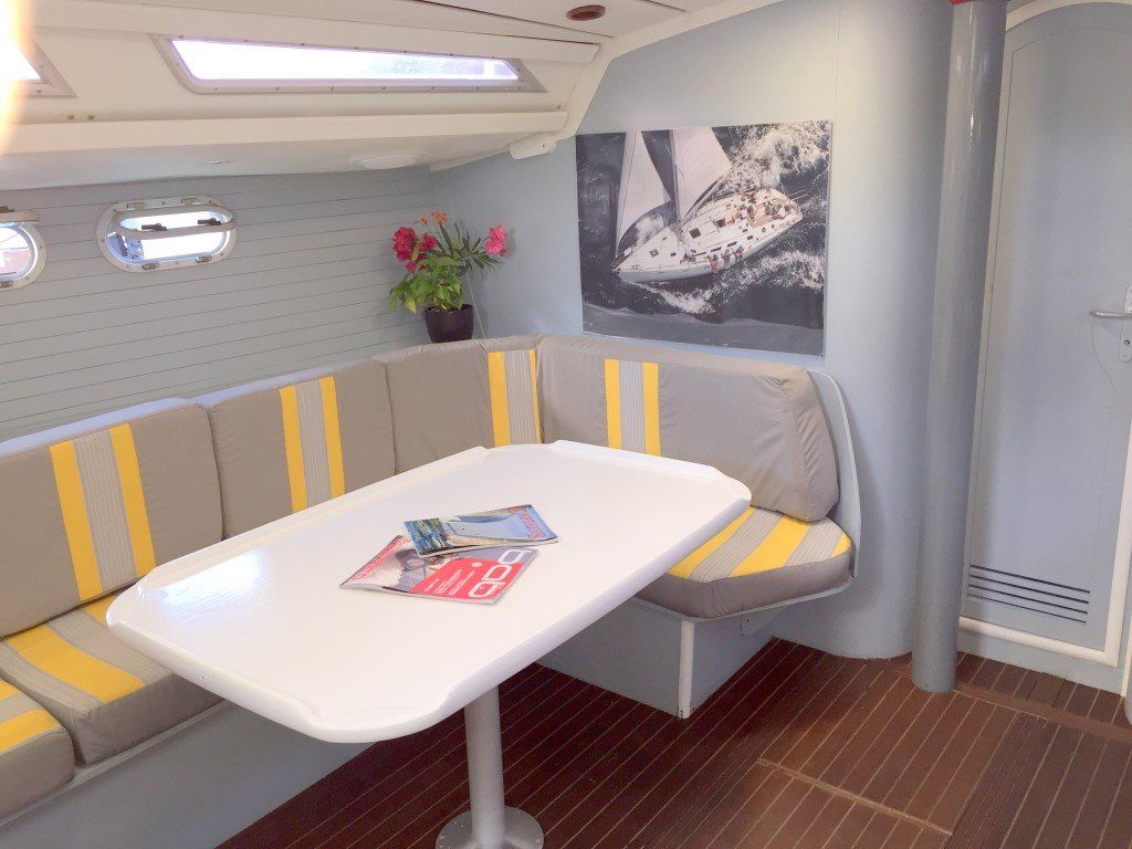 1992 Jeanneau Sun Odyssey 44 Sail Boat For Sale - www.lighthouseyachting.com
