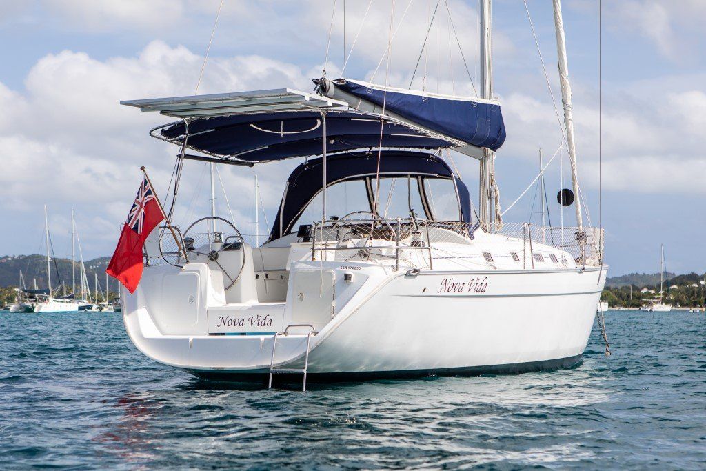 Beneteau Cyclades 43.3 swim platform
