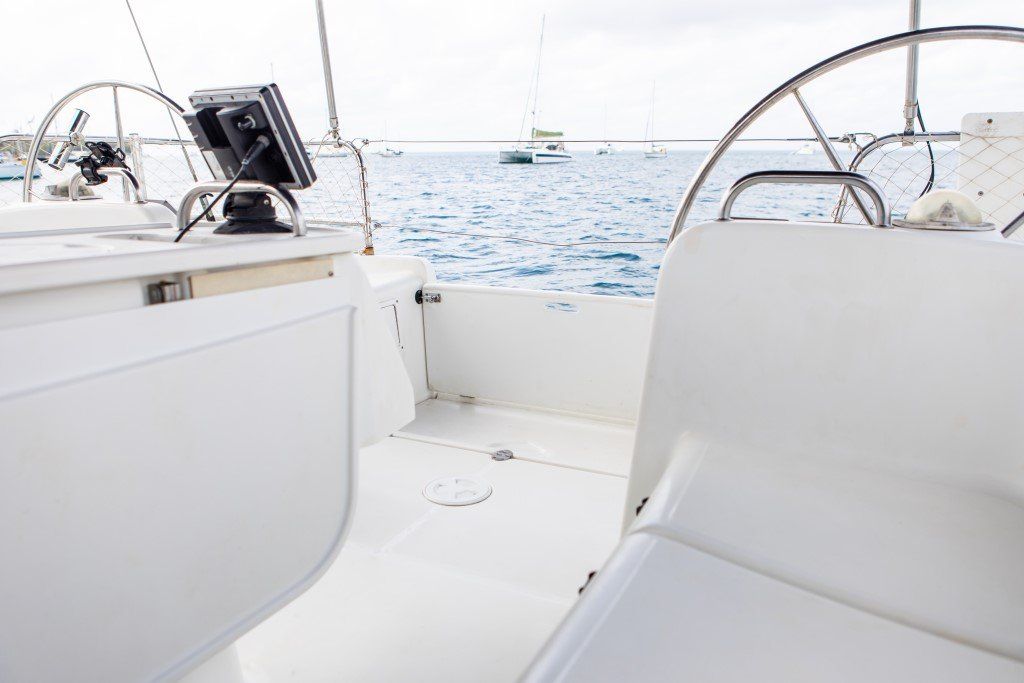 Beneteau Cyclades 43.3 cockpit