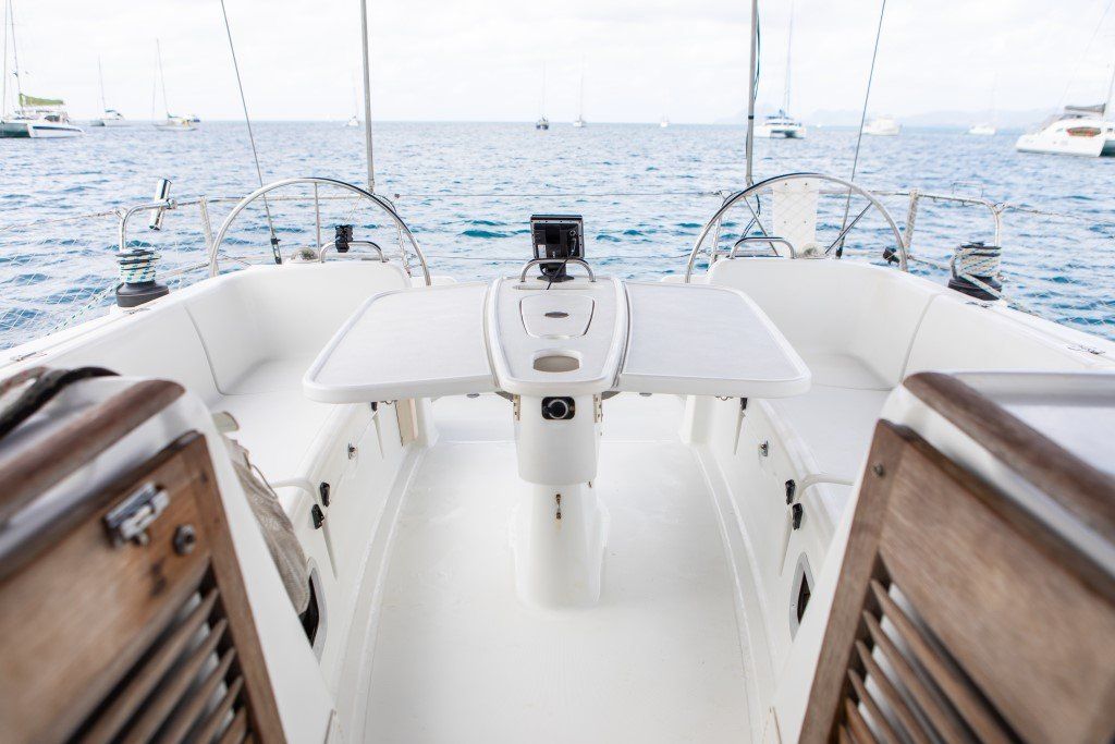 Beneteau Cyclades 43.3 cockpit from companionway