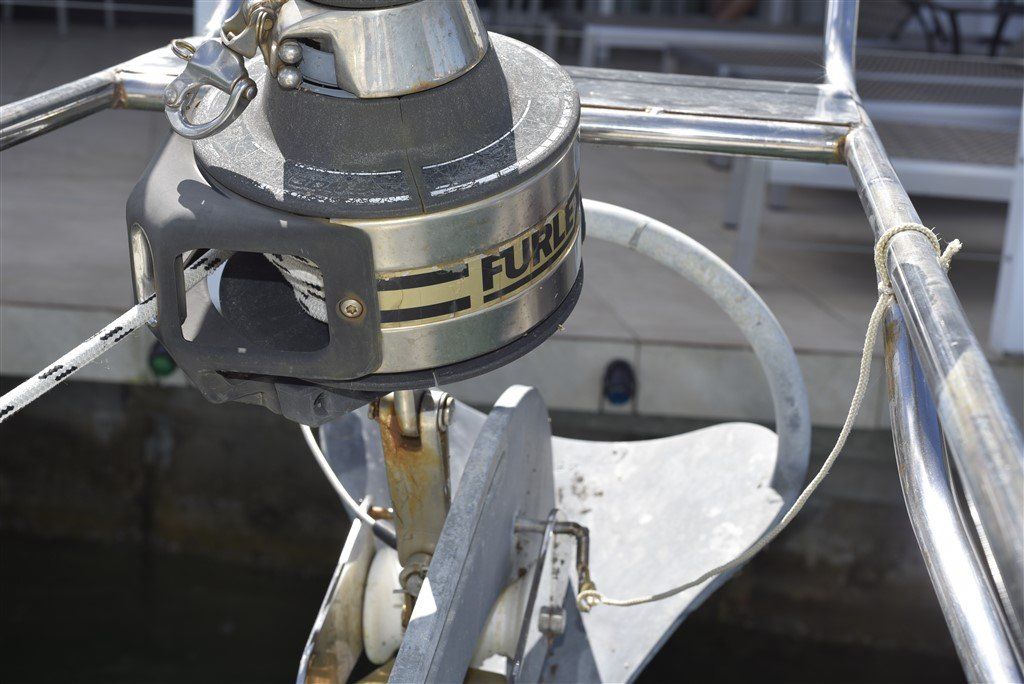 Warrior 40 roller furling