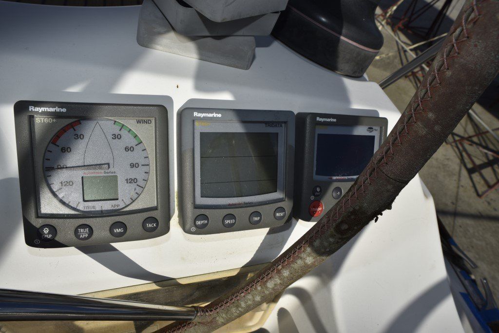 2009 Jeanneau Sun Odyssey 42 DS Sail Boat For Sale - www.lighthouseyachting.com