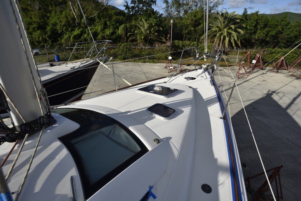 2009 Jeanneau Sun Odyssey 42 DS Sail Boat For Sale - www.lighthouseyachting.com