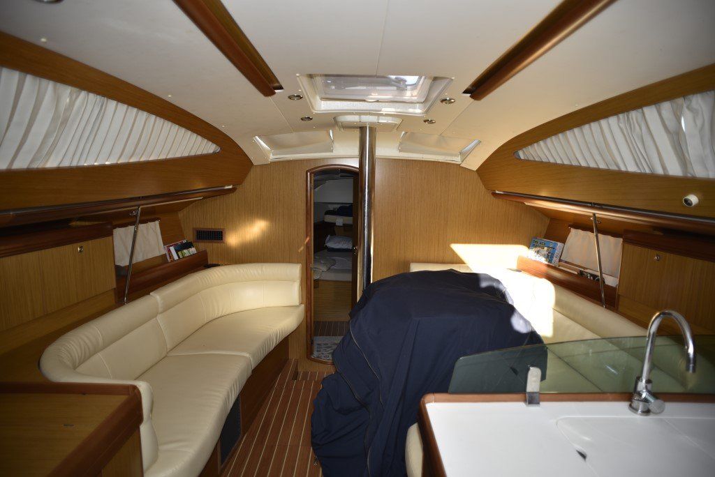 2009 Jeanneau Sun Odyssey 42 DS Sail Boat For Sale - www.lighthouseyachting.com