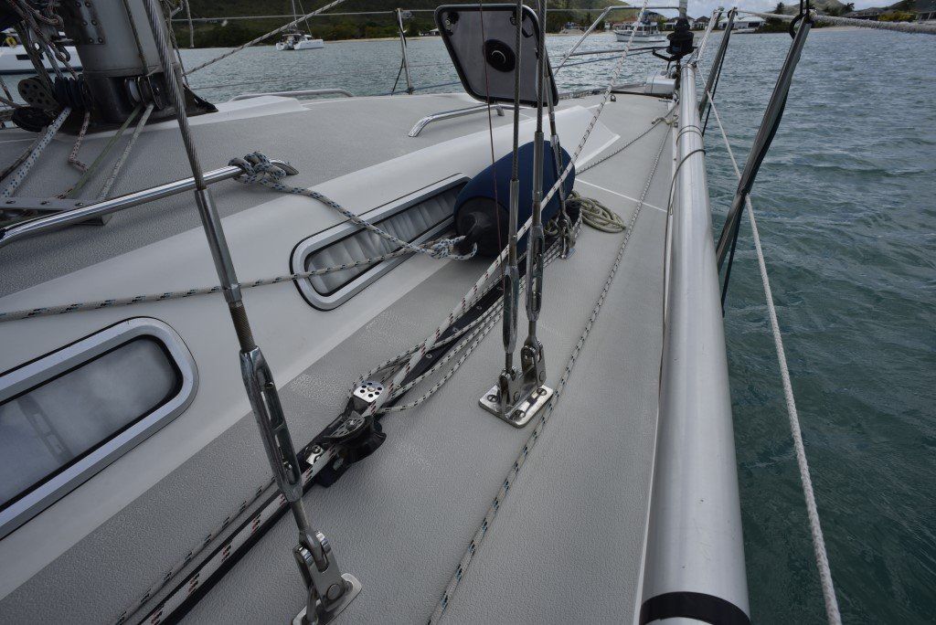 35' Granada Atlantica 375 spinnaker pole