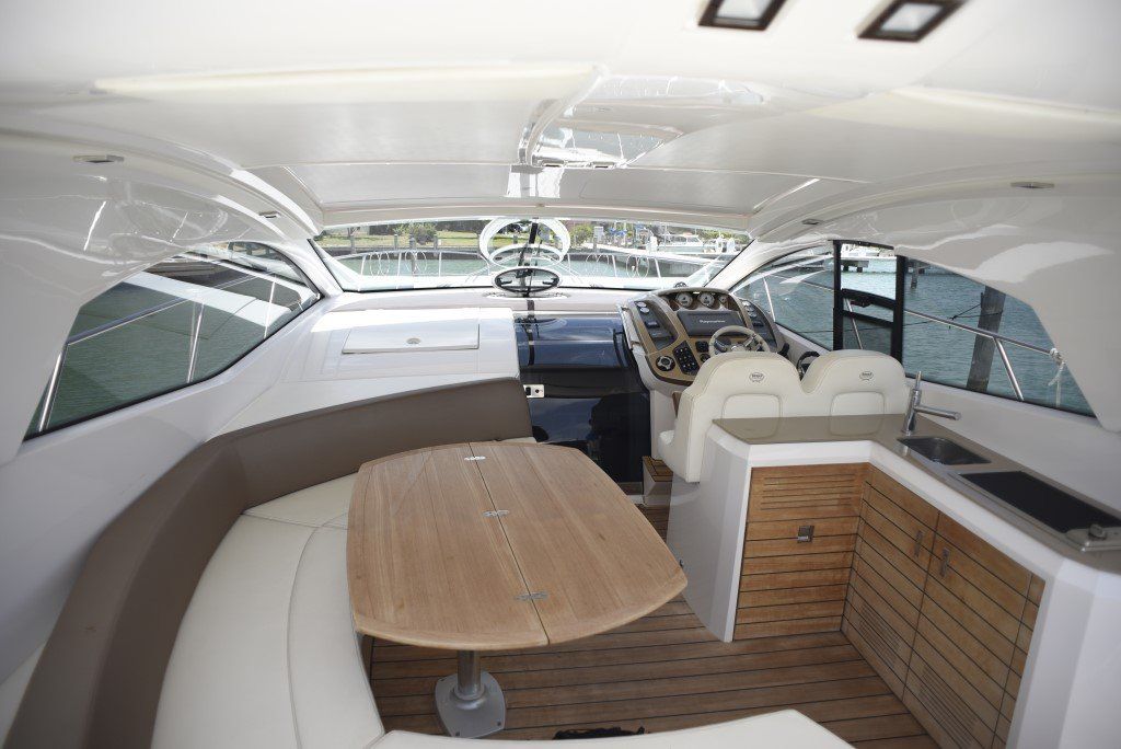 2011 Sessa Marine C44 exterior dinette