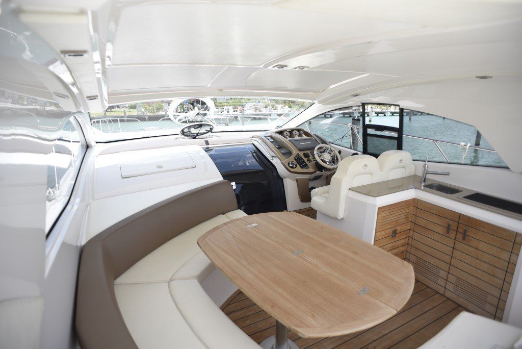 2011 Sessa Marine C44 seating area