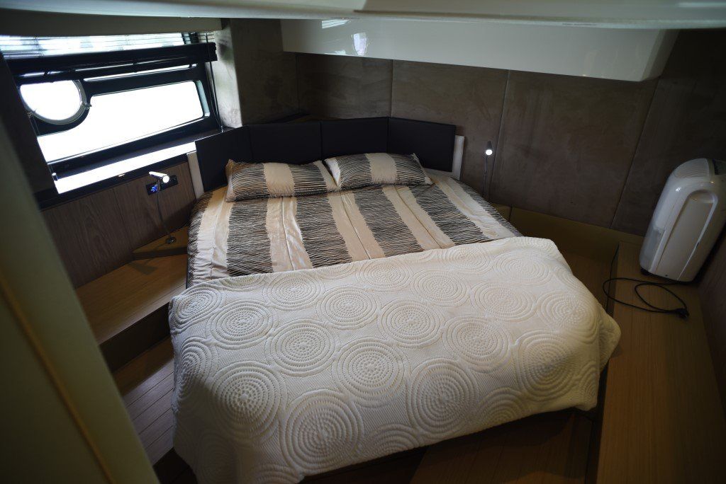 2011 Sessa Marine C44 aft cabin