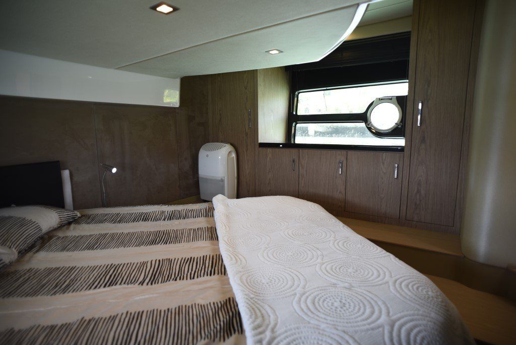 2011 Sessa Marine C44 aft bed