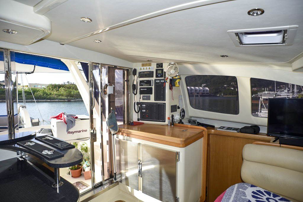 Leopard 40 catamaran Electrical panel