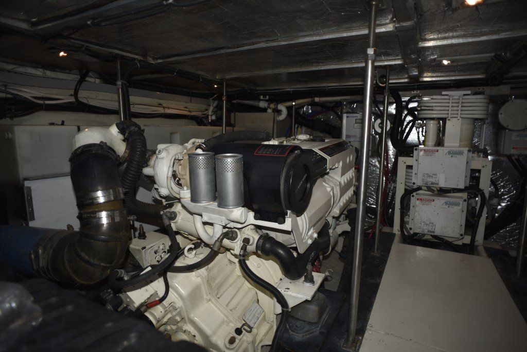 2001 Carver 530 Voyager Pilothouse Power Boat For Sale - www.lighthouseyachting.com