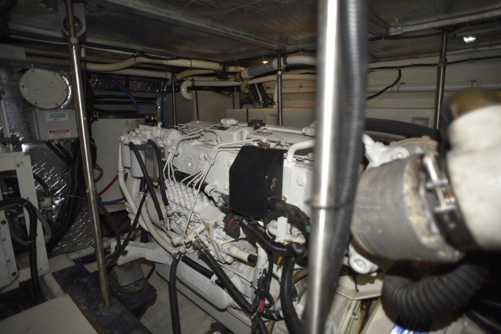 2001 Carver 530 Voyager Pilothouse Power Boat For Sale - www.lighthouseyachting.com