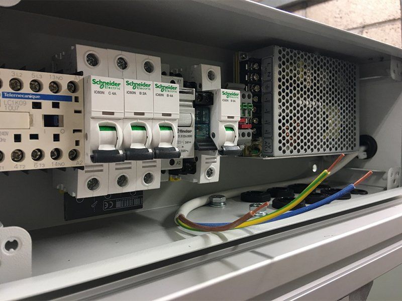circuit breaker