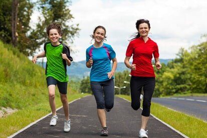 Family running – Custom Orthotics in Albany, NY Family running – Custom Orthotics in Albany, NY