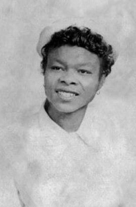 Restored photo of a nurse — Newark, DE — Foto Doctor