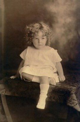 Restored photo of a young girl — Newark, DE — Foto Doctor