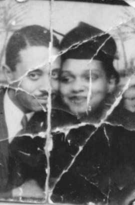 Damaged photo of a sweet couple — Newark, DE — Foto Doctor