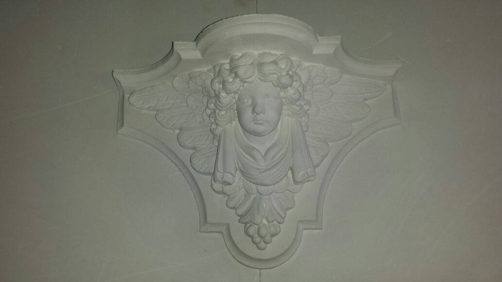 decorazioni per interni in gesso