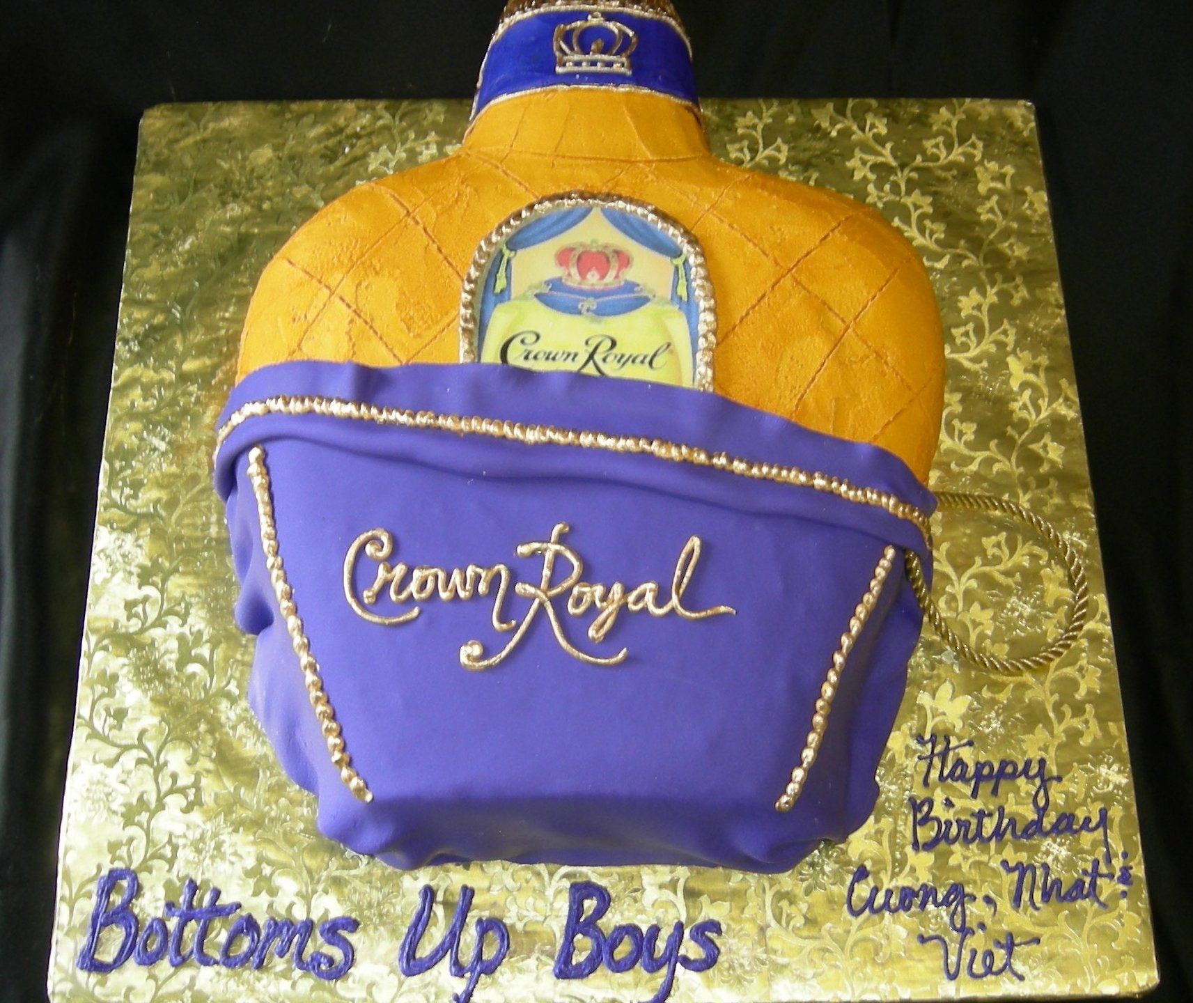 Custom Cake14