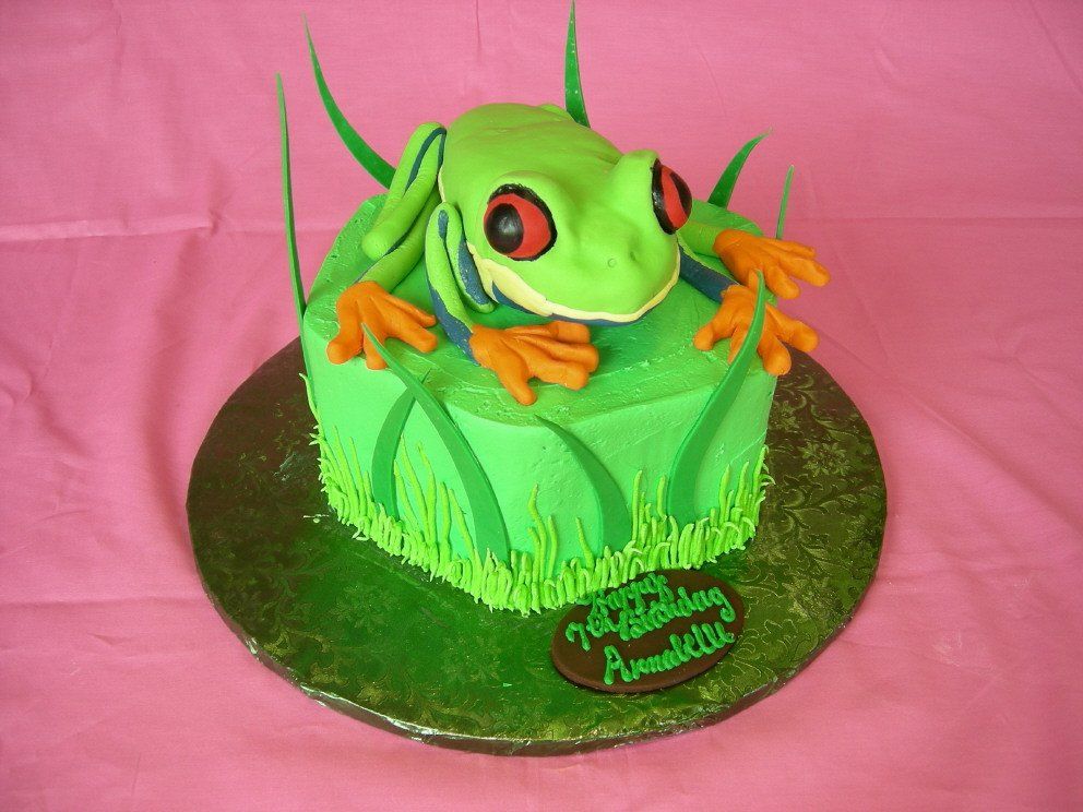 Custom Cake18