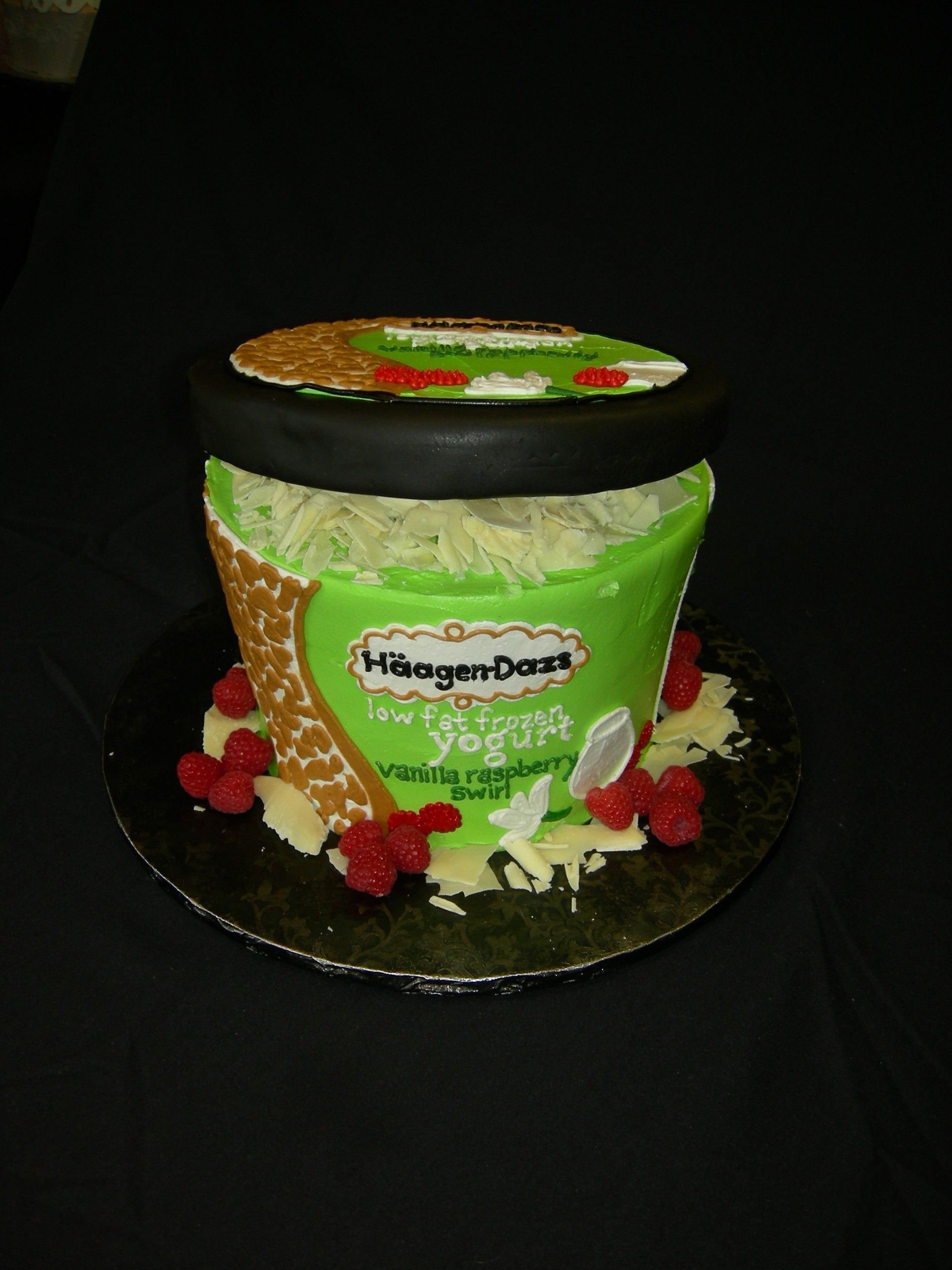 Custom Cake35