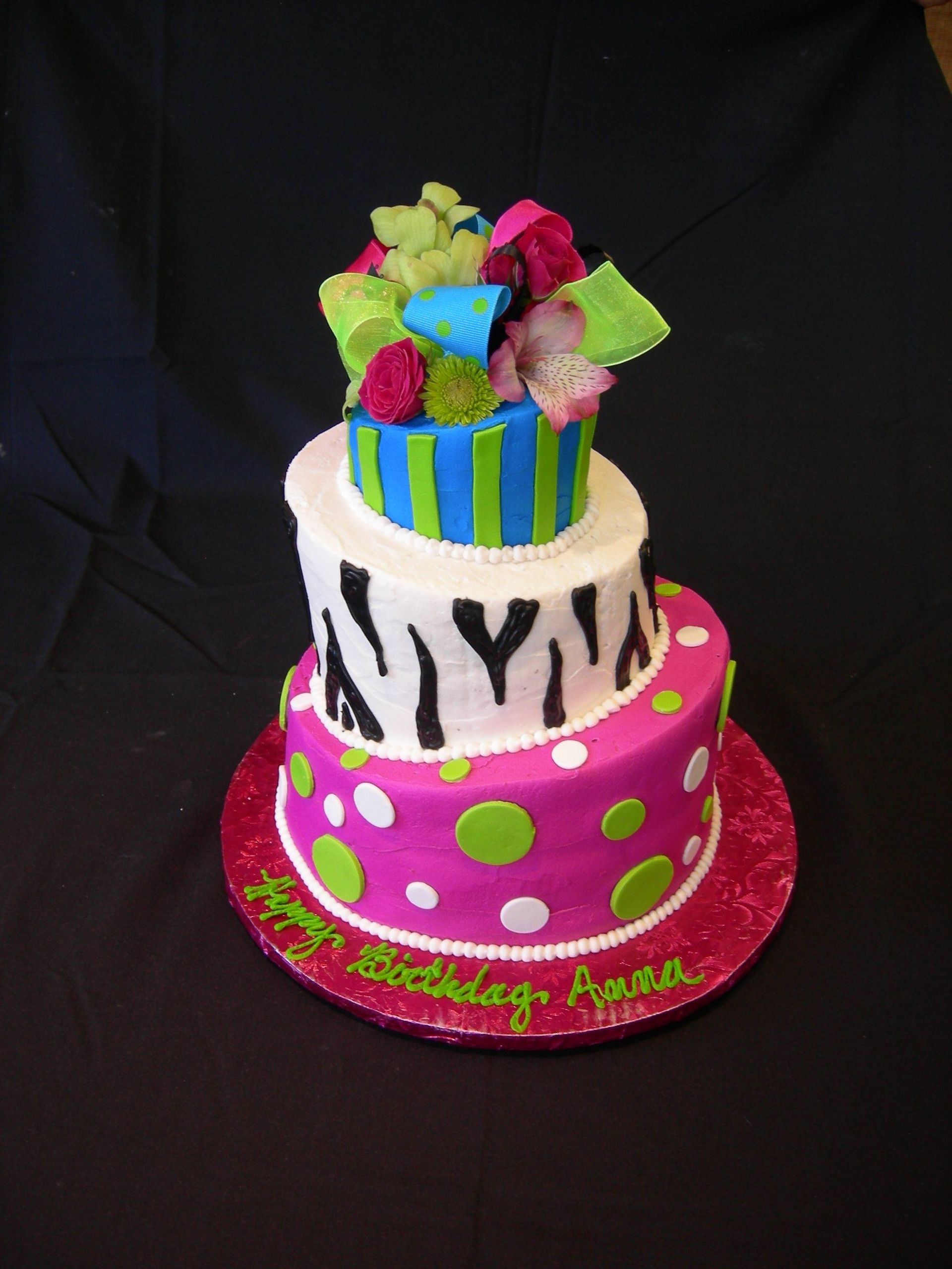 Custom Cake29