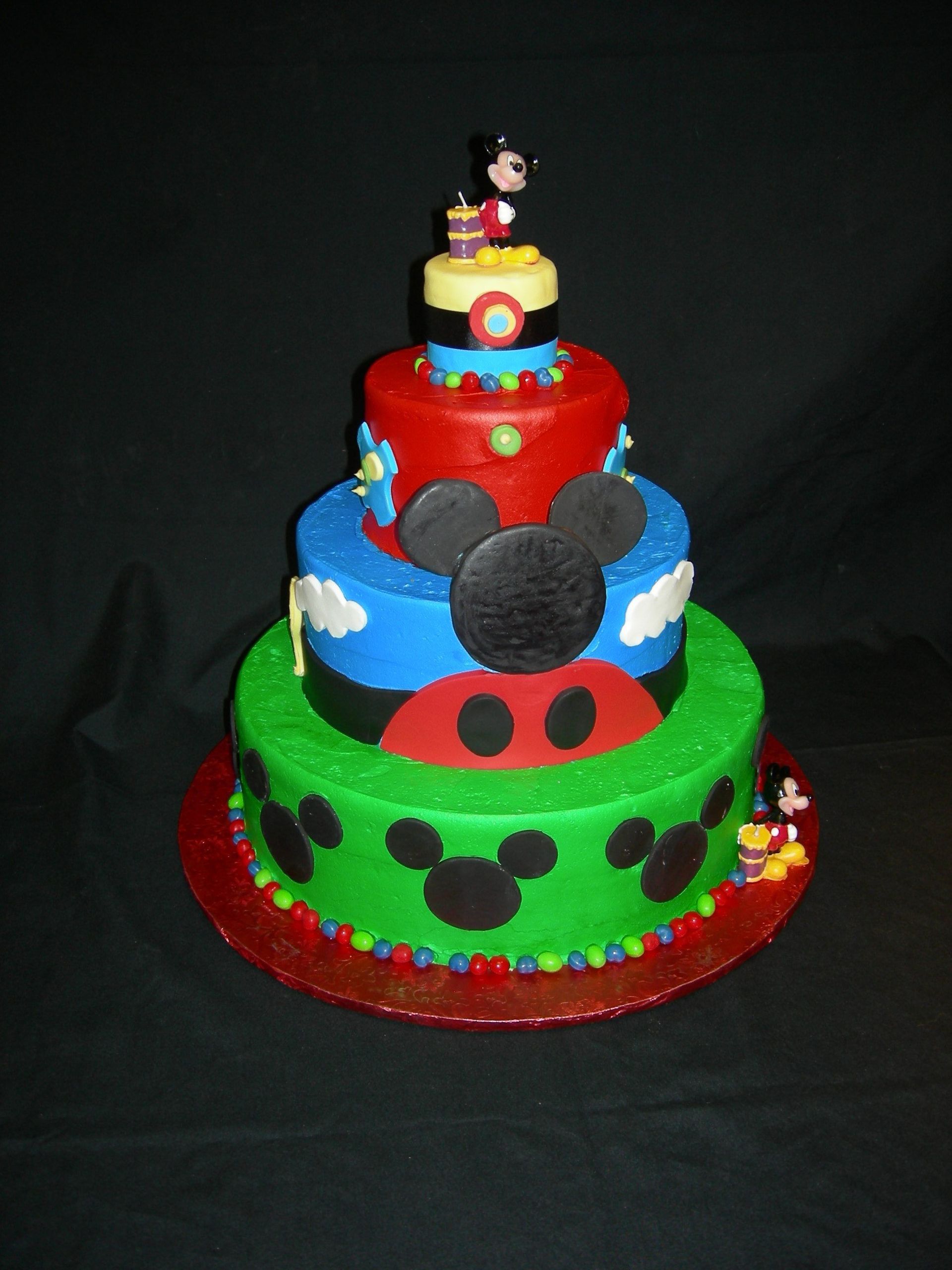 Custom Cake26