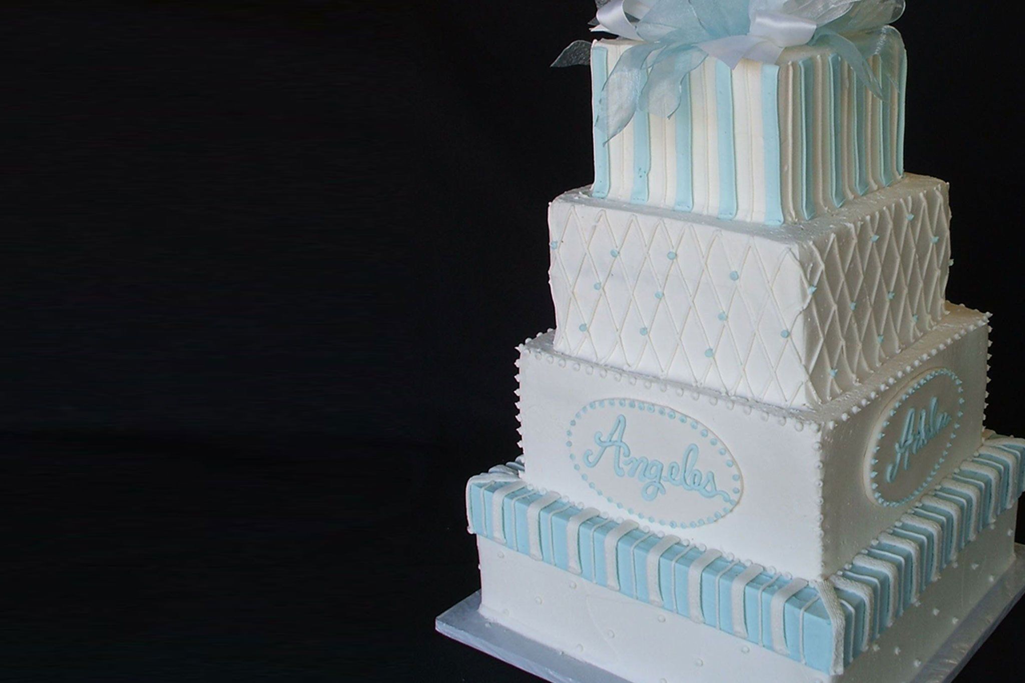 custom cake2